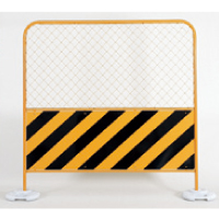 道路工事の商品設置例 | 安全標識、安全用品、安全工事看板の「つくし